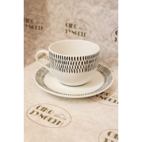  TEA CUP WHITE AND BLACK  